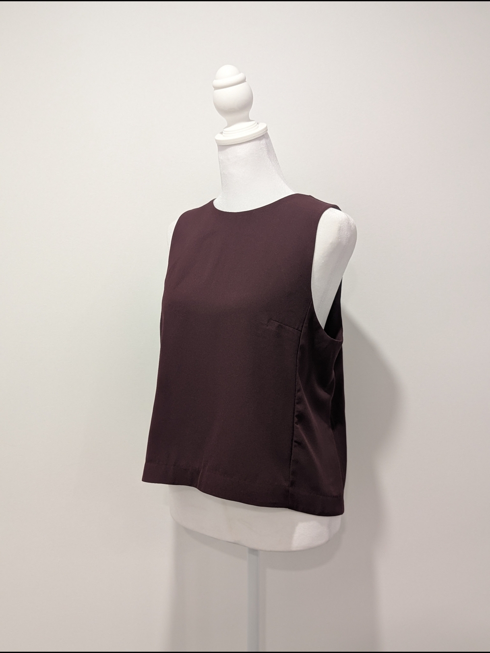 Dynamite Sleeveless Crewneck Open Back Shell Blouse in Deep Burgundy - Picture 2 of 7